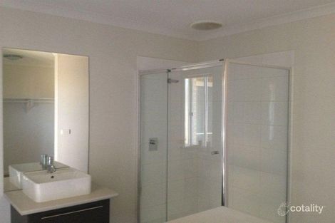 Property photo of 17 Tristania Drive Point Cook VIC 3030