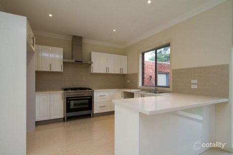 Property photo of 2/28 Nursery Avenue Frankston VIC 3199
