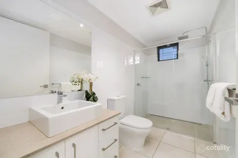 Property photo of 5/6 Sixth Avenue Sandgate QLD 4017
