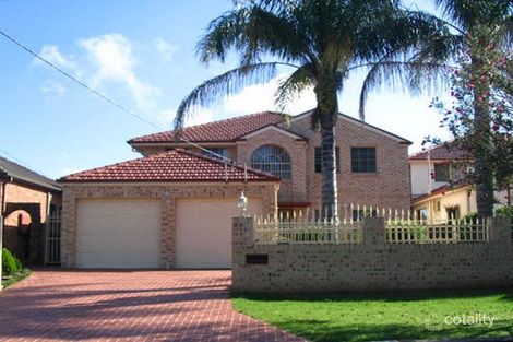 10 Warung St, Yagoona, NSW 2199