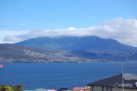 11 Intrigue Ct, Tranmere, TAS 7018