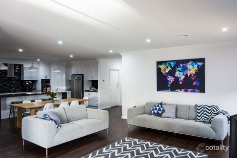 Property photo of 1 Stringybark Drive Swan Hill VIC 3585
