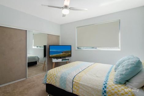 Property photo of 2/24 Sarawak Avenue Palm Beach QLD 4221