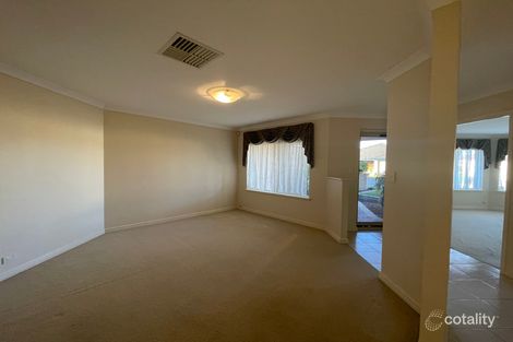 Property photo of 21 Edgbaston Crescent Port Kennedy WA 6172