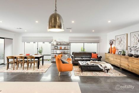 Property photo of 17 Paragon Loop Dalyellup WA 6230