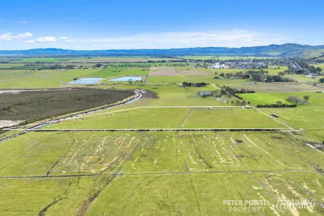 30 Swan Bay Rd, Toora, VIC 3962