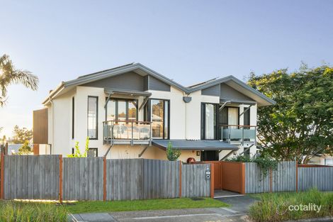 Property photo of 2/6 Sixth Avenue Sandgate QLD 4017