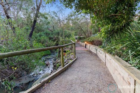 Property photo of 11 Taroona Close Mount Eliza VIC 3930