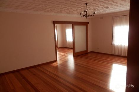Property photo of 52 Fawkner Crescent Keilor East VIC 3033