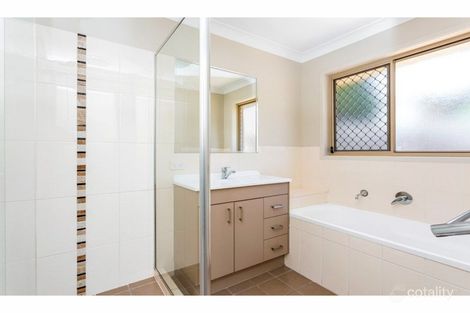 Property photo of 1/41 Chanel Court Wulkuraka QLD 4305