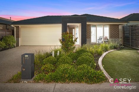 Property photo of 39 Chantenay Parade Cranbourne North VIC 3977