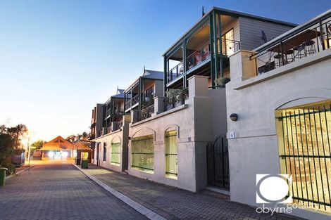Property photo of 3/330 South Terrace South Fremantle WA 6162