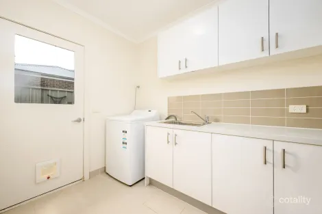 Property photo of 11 Killarney Crescent Tatura VIC 3616