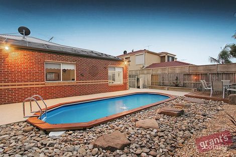 Property photo of 13 Ardenne Court Narre Warren South VIC 3805