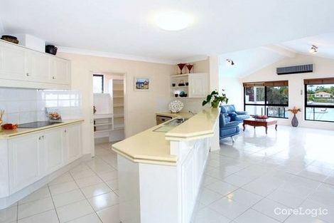 Property photo of 14 Forster Avenue Bundall QLD 4217