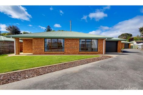 2/203 Steele St, Devonport, TAS 7310