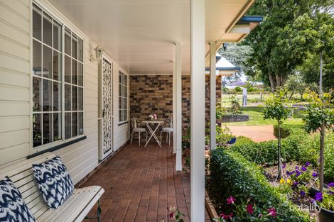Property photo of 12 Roslyn Street Centenary Heights QLD 4350