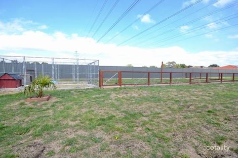 Property photo of 50 Raisell Road Cranbourne West VIC 3977