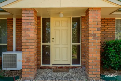 Property photo of 43 Flounder Crescent Toolooa QLD 4680