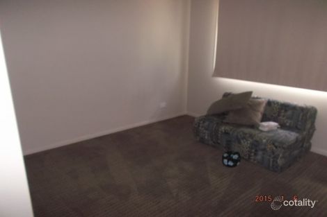 8 Marshall St, Redbank Plains, QLD 4301