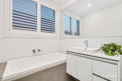 Property photo of 8 Carrington Drive Mickleham VIC 3064