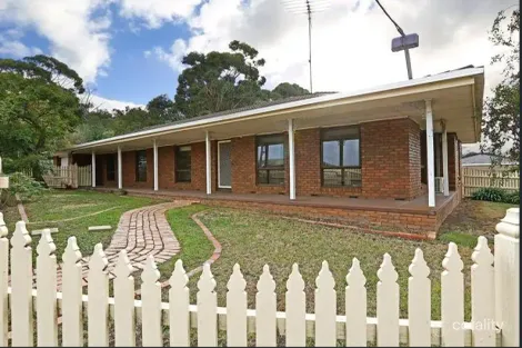 Property photo of 80 Barrabool Road Highton VIC 3216