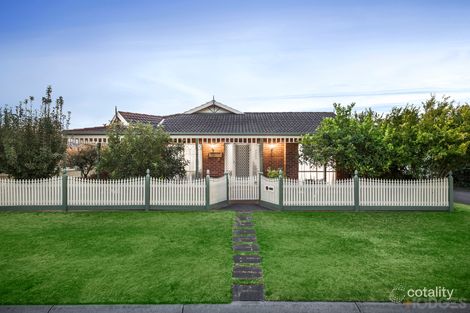 2 Nursery Ct, Dingley Village, VIC 3172