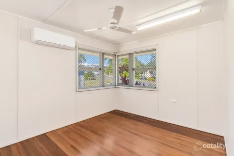 Property photo of 34 Heath Street Wandal QLD 4700