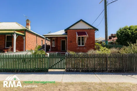 Property photo of 50 Thompson Road North Fremantle WA 6159
