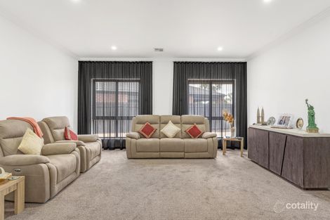 Property photo of 34 Cotton Field Way Brookfield VIC 3338