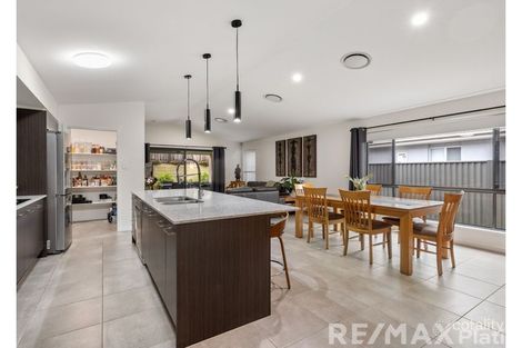 Property photo of 32 Palatial Crescent Narangba QLD 4504