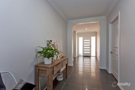 Property photo of 153 Whitebox Circuit Thurgoona NSW 2640