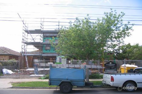 24 Grammar St, Strathmore, VIC 3041