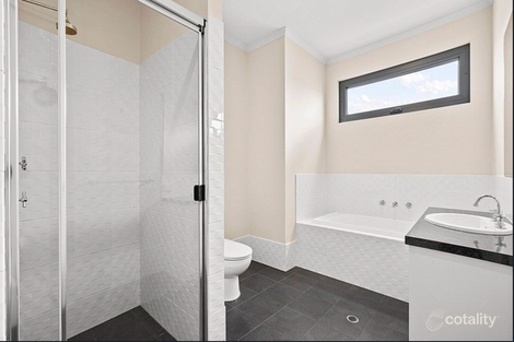 Property photo of 1 Fidge Lane Lightsview SA 5085