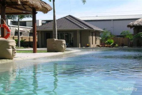 319/22-24 Ward St, Mooroobool, QLD 4870