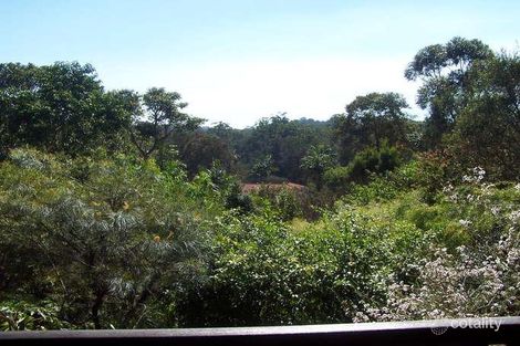 Property photo of 10 Nandroya Avenue Ocean Shores NSW 2483