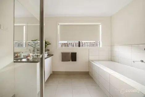 Property photo of 45 Bimberry Circuit Clyde VIC 3978