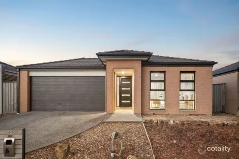 45 Bimberry Cct, Clyde, VIC 3978