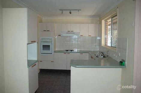 Property photo of 40 Drysdale Crescent Plumpton NSW 2761