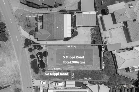 5/5a Mippi Rd, Halls Head, WA 6210