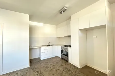 2/87 Argyle St, St Kilda, VIC 3182