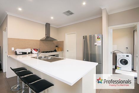 Property photo of 37 Dunmore Crescent Harrisdale WA 6112