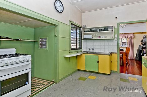 Property photo of 11 Crawford Avenue Stafford QLD 4053
