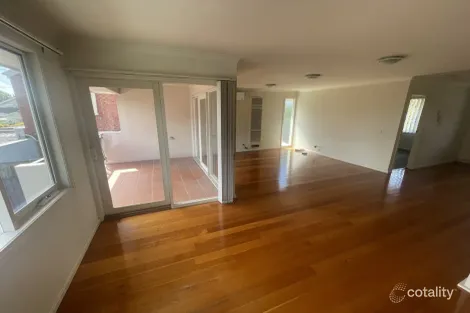 Property photo of 9/38 Lillimur Road Ormond VIC 3204
