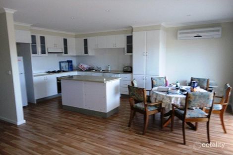 Property photo of 33 Glendale Avenue Epping VIC 3076