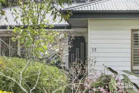 Property photo of 13 Garde Street Centenary Heights QLD 4350