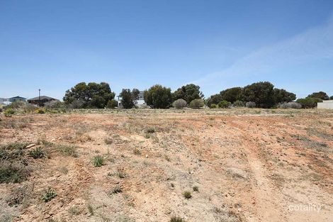 14 Pamir Ct, Wallaroo, SA 5556