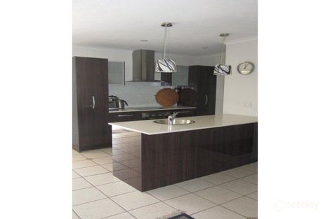 Property photo of 10 Ilkinia Avenue Broadbeach Waters QLD 4218
