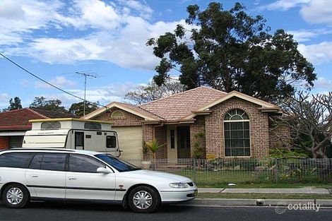 40 Bourke Rd, Ettalong Beach, NSW 2257