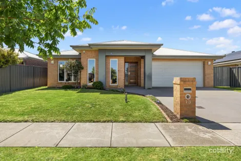 13 Relph Ave, Sale, VIC 3850